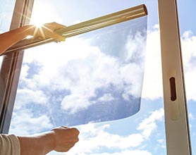 Sonnenschutzfolien zur Innenmontage für Fenster mit 10 Jahren Garantie