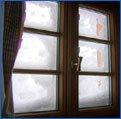 Fensterfolien wie Kälteschutzfolien oder Isolierfolien
